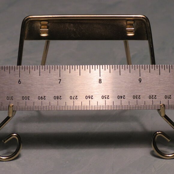 Small Decorative Holder in Gold Finish Metal/Stand/3.75" Span - Picture 5 of 5